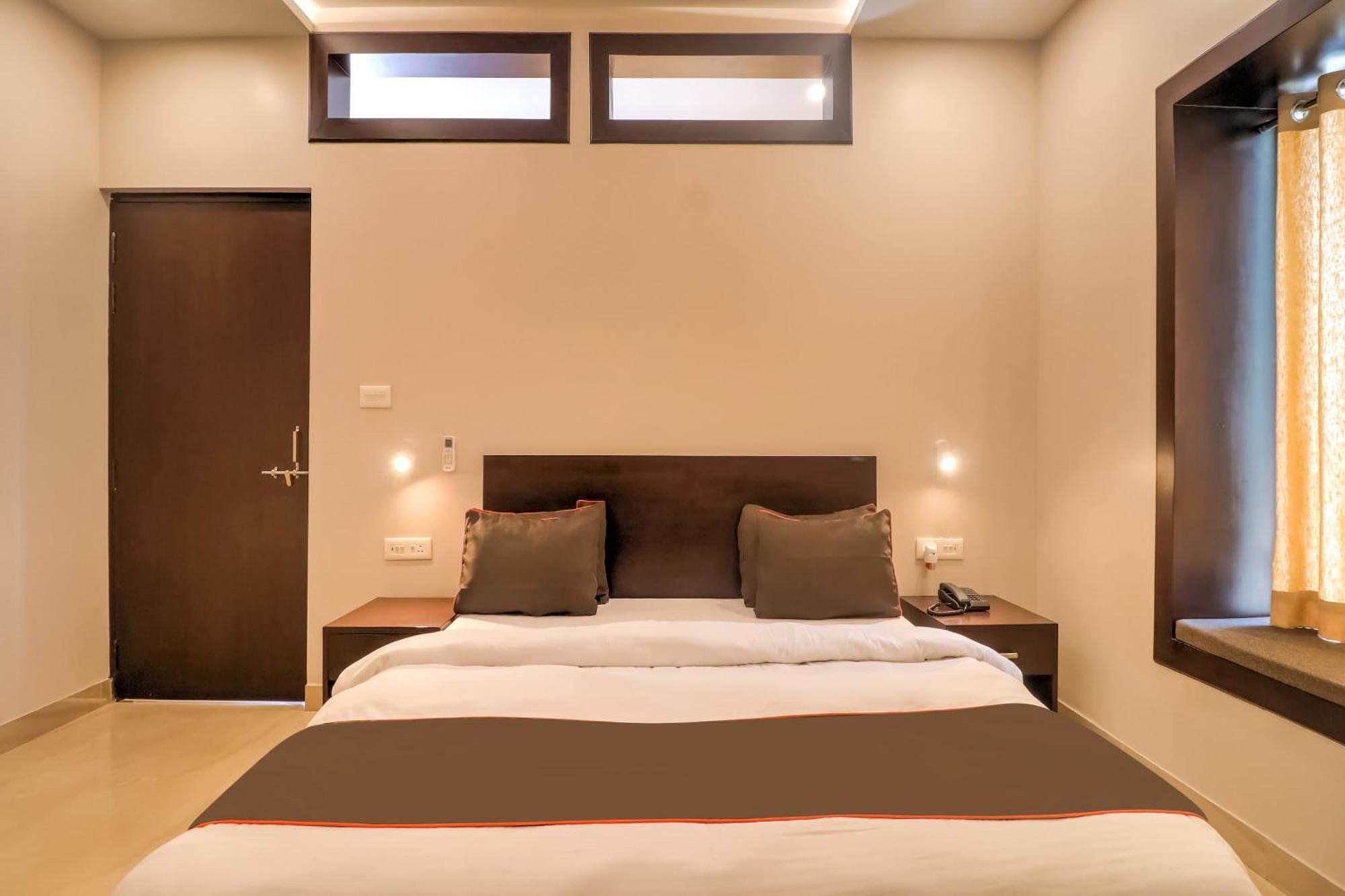 Townhouse Amaraa Farms Near Lulu Hypermarket Lucknow Extérieur photo