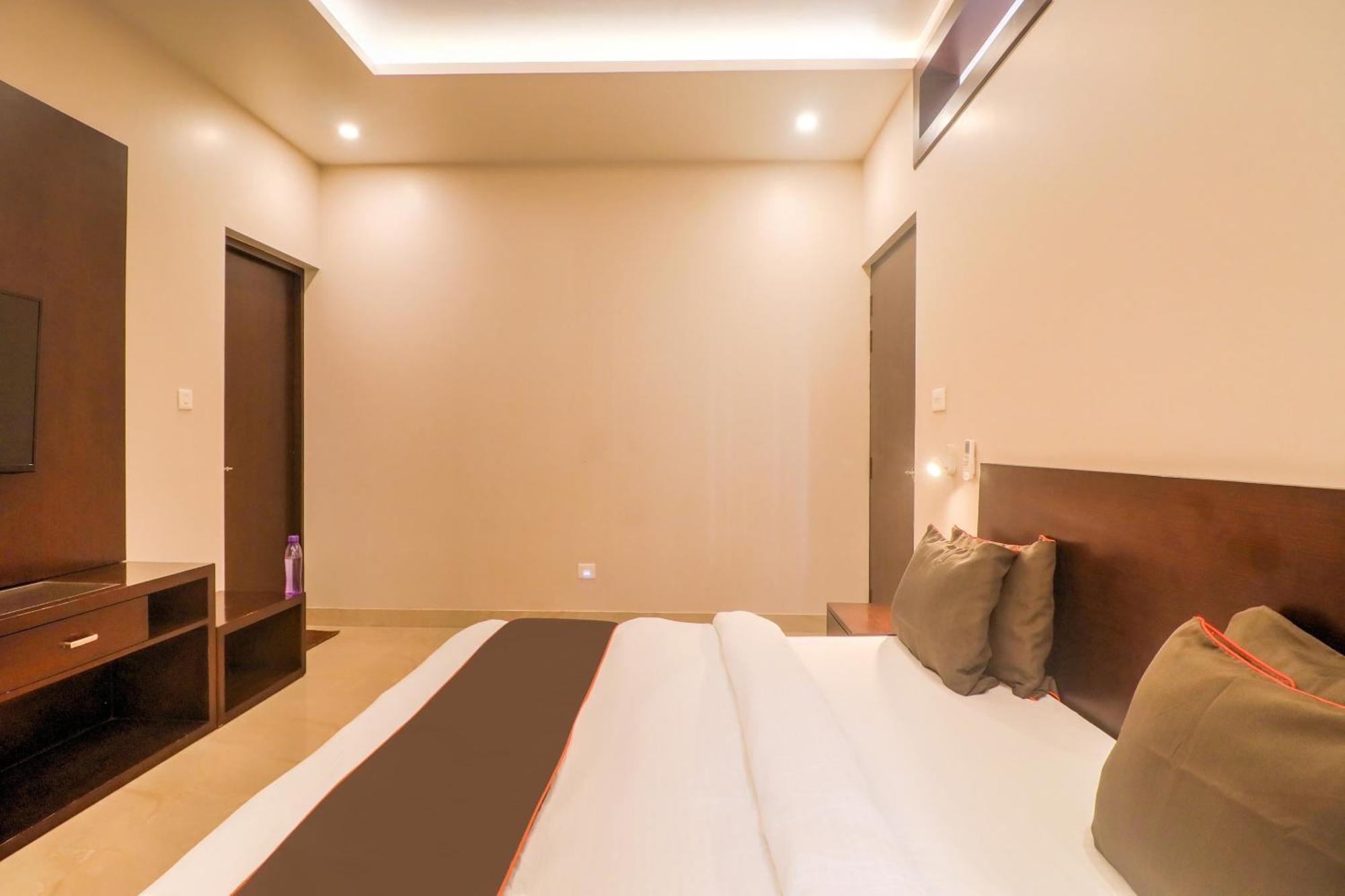 Townhouse Amaraa Farms Near Lulu Hypermarket Lucknow Extérieur photo