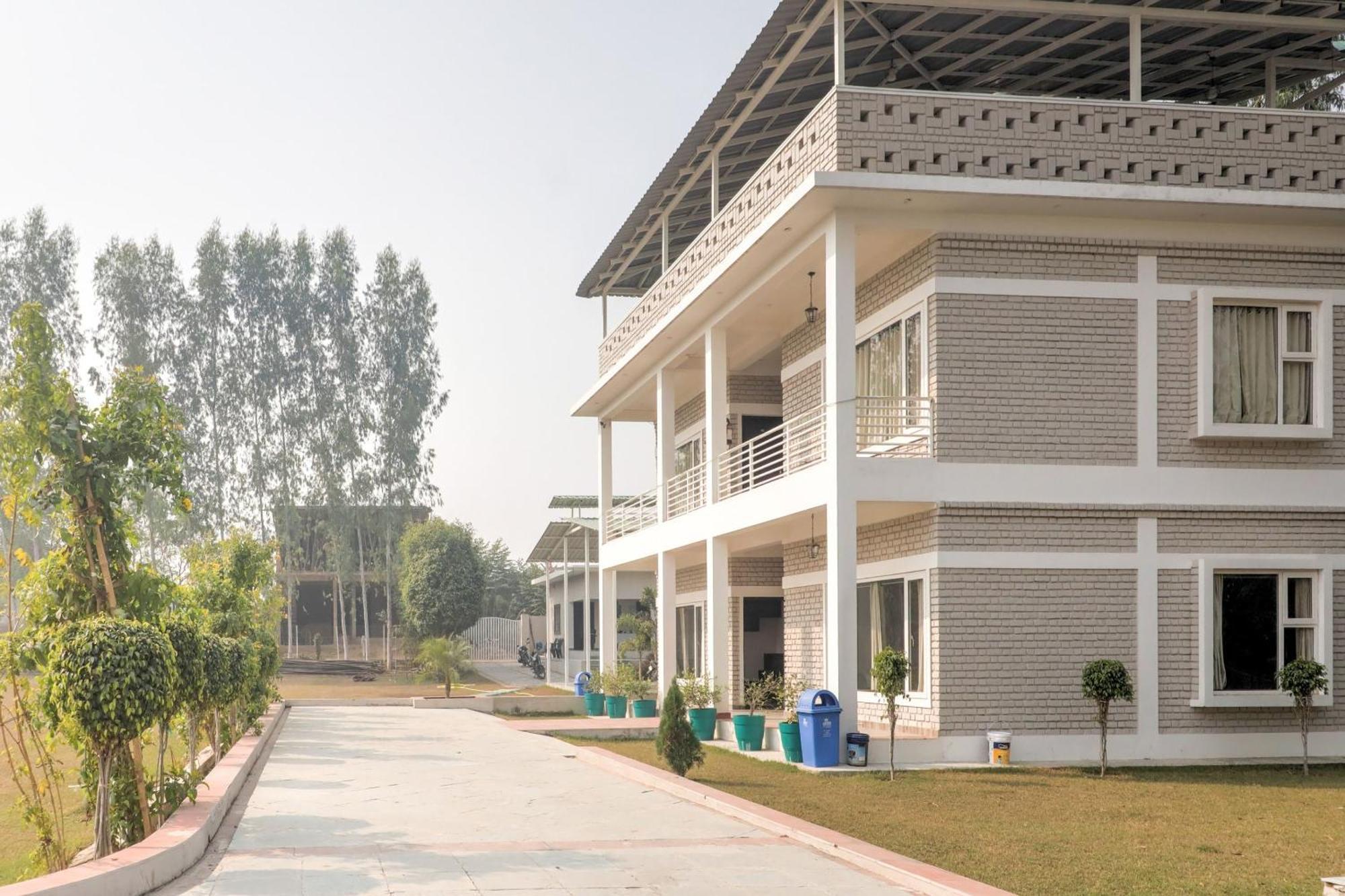 Townhouse Amaraa Farms Near Lulu Hypermarket Lucknow Extérieur photo