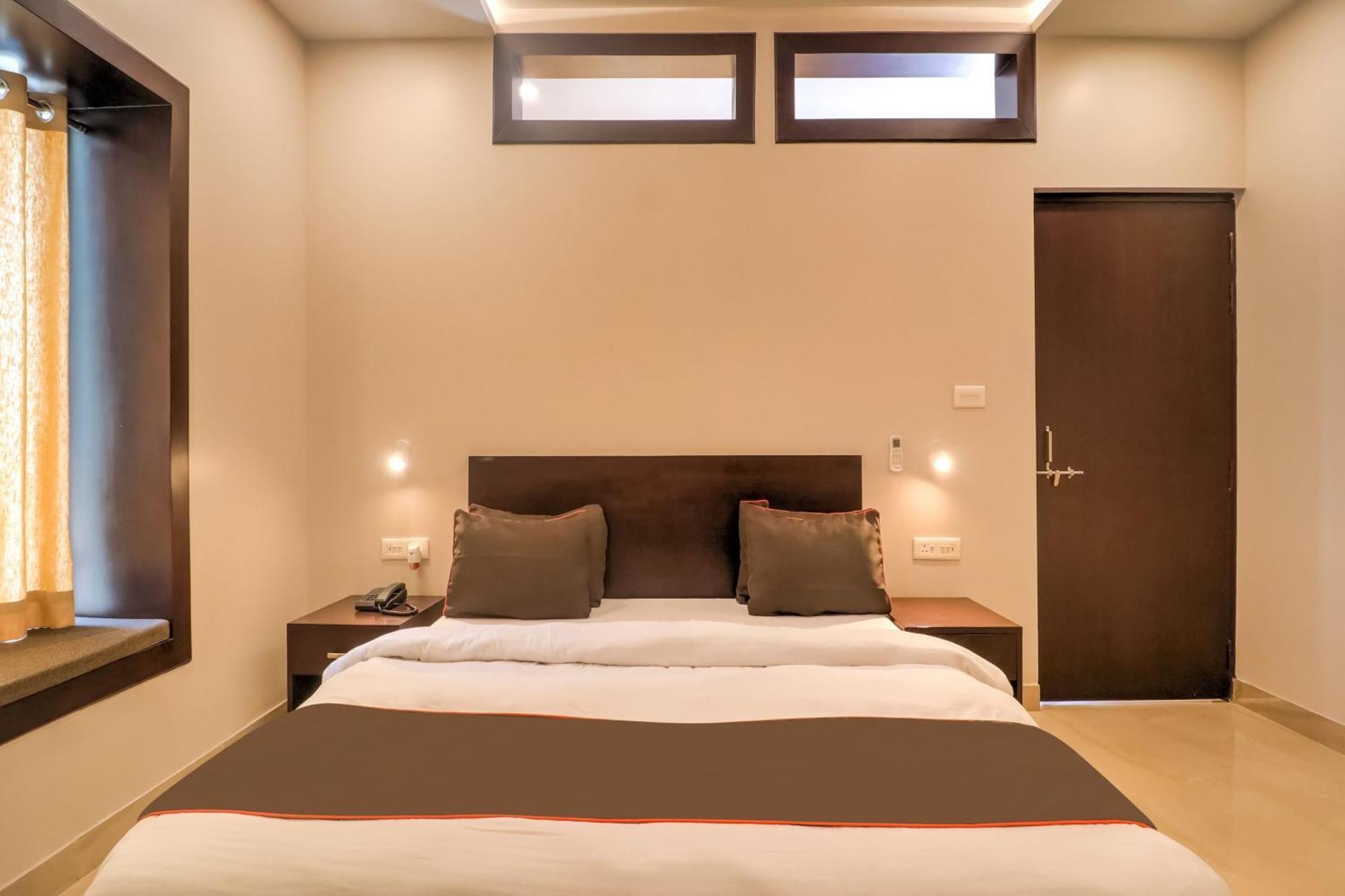 Townhouse Amaraa Farms Near Lulu Hypermarket Lucknow Extérieur photo